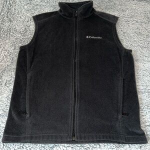 Columbia Vest Size Small
